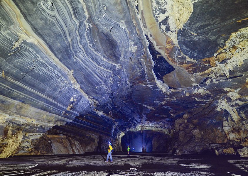 Hang Tien Cave